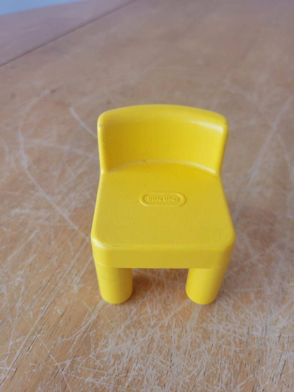 Vintage Little Tikes Dollhouse Furniture,  Kitchen Green Table + 2 Yellow Chairs - Picture 2 of 12